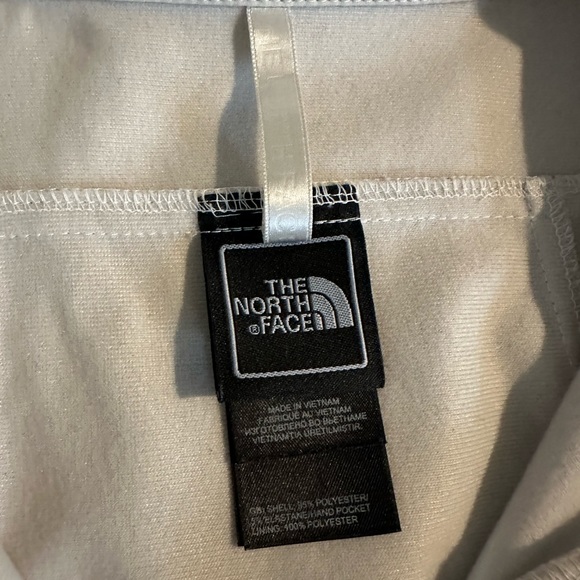 The North Face TNF Apex jacket. Cream colour. Size M. - Picture 3 of 6